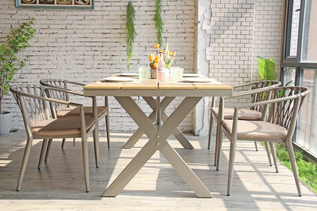 Maintenance Methods Of Metal Outdoor Furniture And Rattan Outdoor